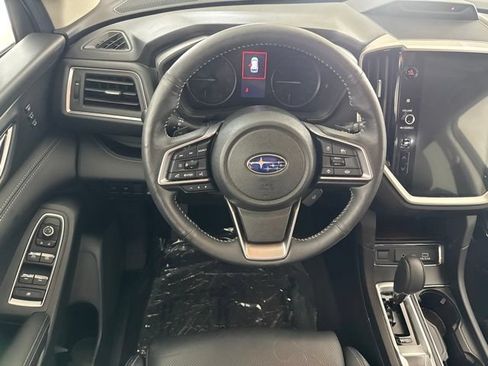 Used 2024 Subaru Ascent Limited AWD/4WD image 23