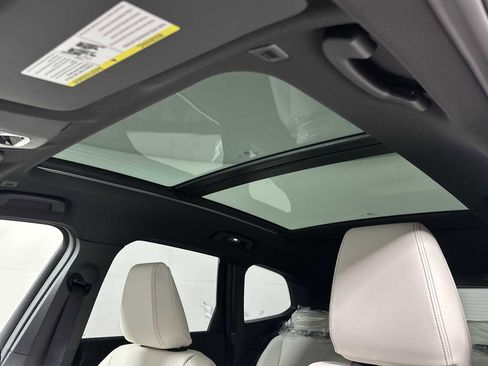 New 2026 BMW X1 xDrive28i w/ Convenience Package image 18