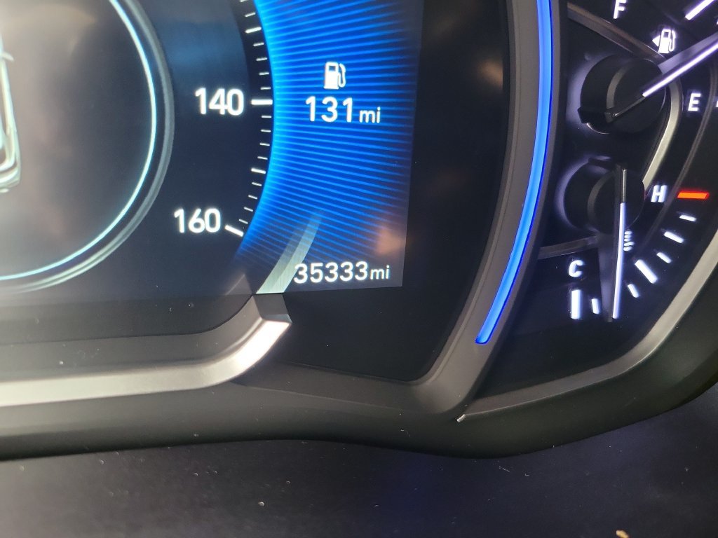Used 2019 Hyundai Santa Fe Limited FWD image 26