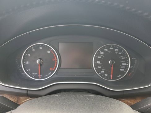 Used 2018 Audi Q5 2.0T Premium w/ Convenience Package image 18