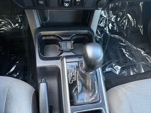 Used 2019 Toyota Tacoma SR5 image 25