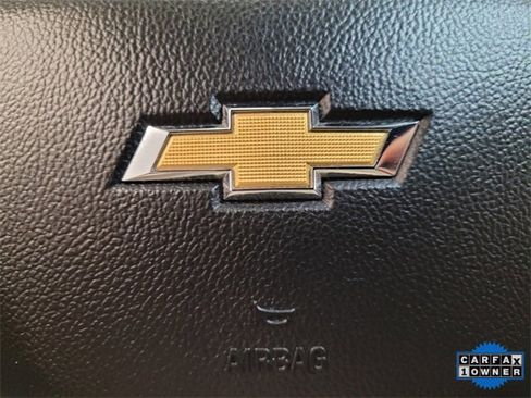 Used 2023 Chevrolet Traverse LS w/ Safety Package image 28