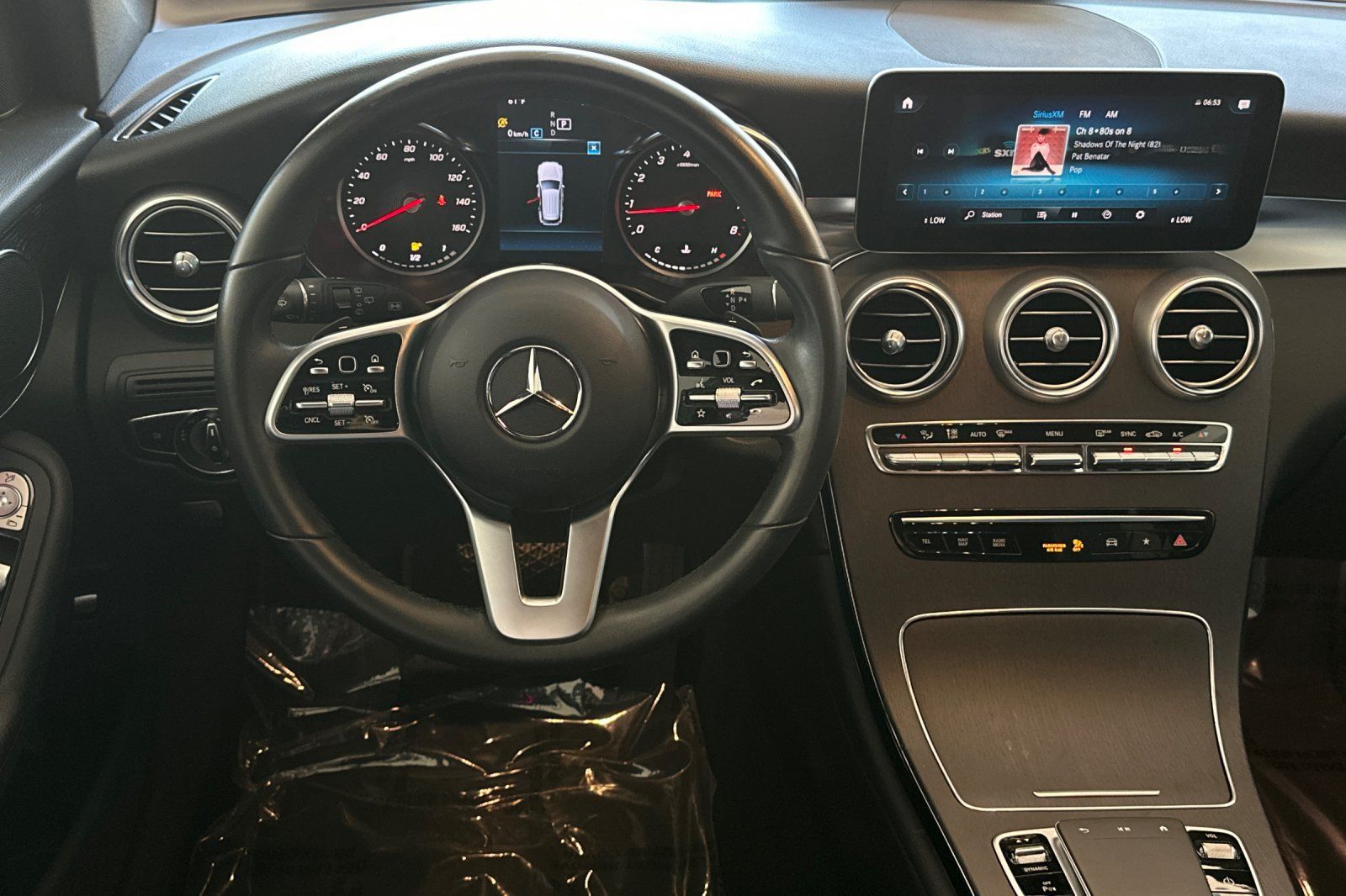 Used 2022 Mercedes-Benz GLC 300 image 13