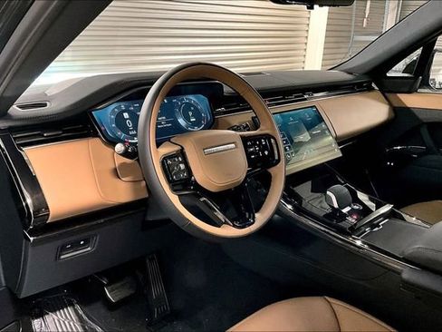 New 2025 Land Rover Range Rover Sport Dynamic SE image 7