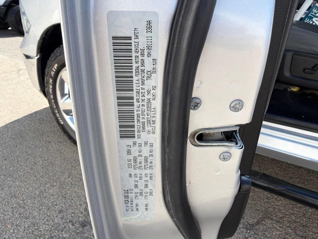 Used 2018 RAM 1500 4x4 Crew Cab Lone Star image 37
