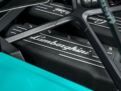 Used 2023 Lamborghini Huracan Tecnica image 57