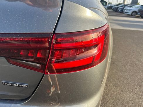 Used 2019 Audi A4 2.0T Premium w/ Convenience Package AWD/4WD image 10