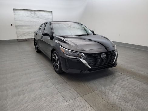 Used 2025 Nissan Sentra SV FWD image 13