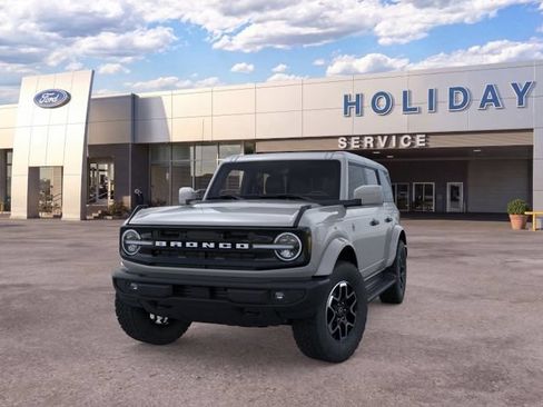 New 2026 Ford Bronco Outer Banks AWD/4WD image 2