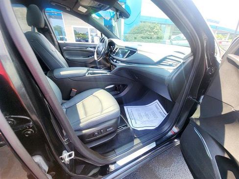 Used 2023 Buick Enclave Essence w/ Experience Buick Package image 10
