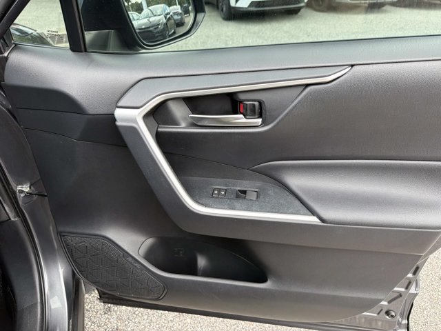 Certified 2019 Toyota RAV4 XLE FWD image 14