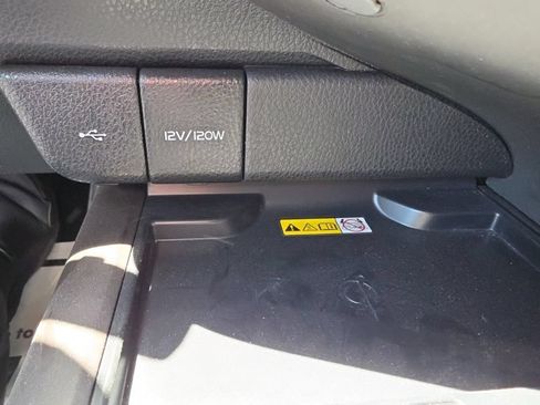 Used 2022 Toyota Camry XSE FWD image 15