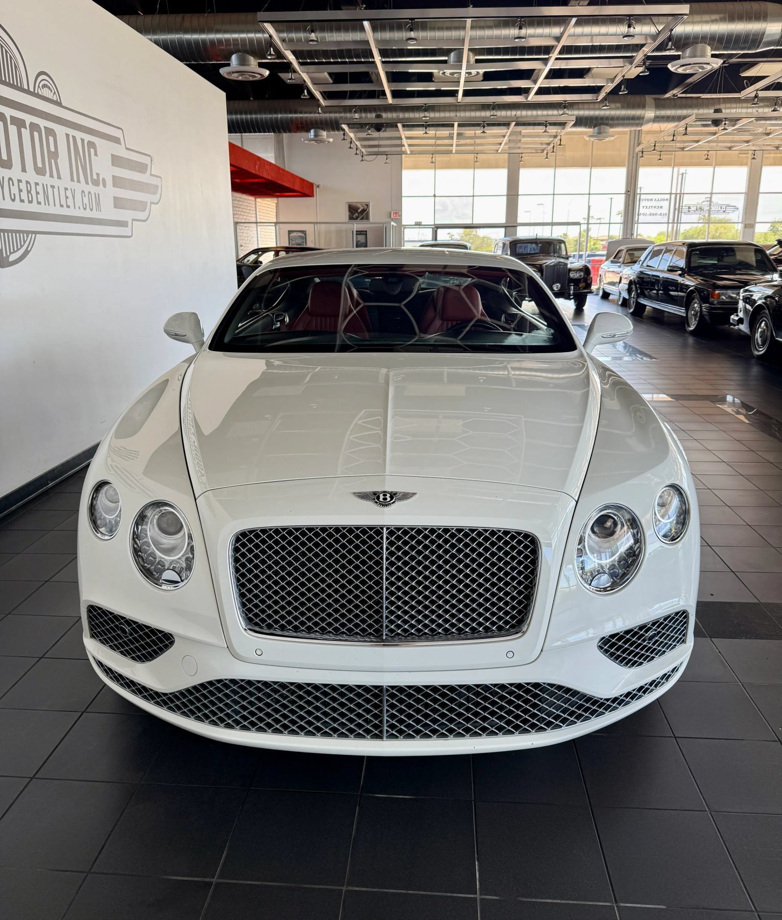 Used 2016 Bentley Continental GT AWD/4WD image 2