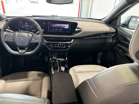 Used 2025 Buick Envista Avenir FWD image 19