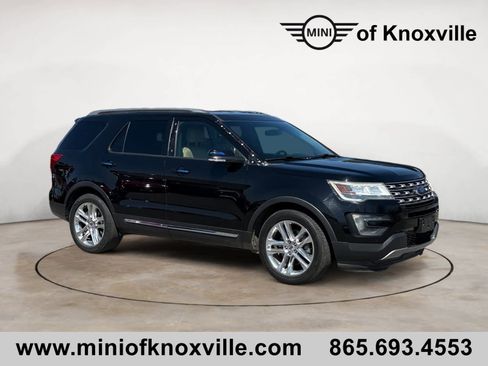 Used 2016 Ford Explorer XLT w/ Equipment Group 202A image 1