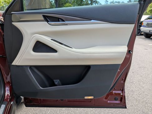 Used 2023 INFINITI QX60 Luxe w/ Cargo Package FWD image 37