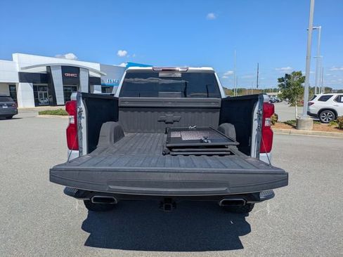 Used 2021 Chevrolet Silverado 1500 LT Trail Boss w/ Convenience Package II image 14