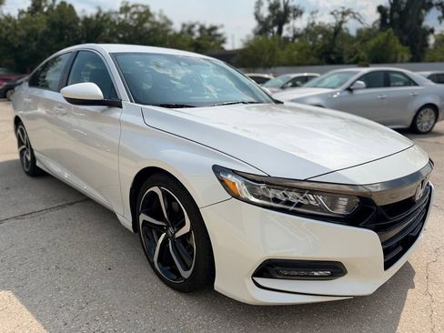 Used 2018 Honda Accord Sport image 7