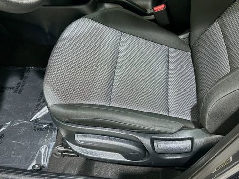 Used 2023 Kia Soul LX w/ LX Technology Package FWD image 19