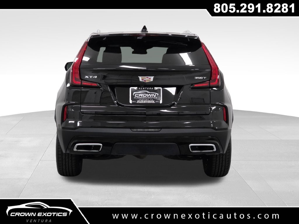 Used 2025 Cadillac XT4 Premium Luxury w/ Cold Weather Package FWD image 6