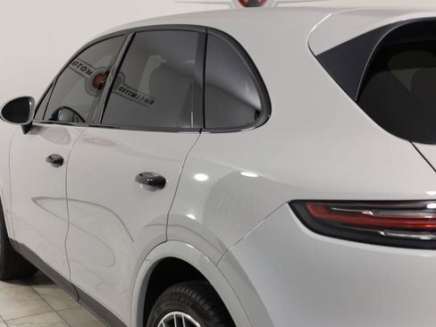 Used 2020 Porsche Cayenne S AWD/4WD image 45