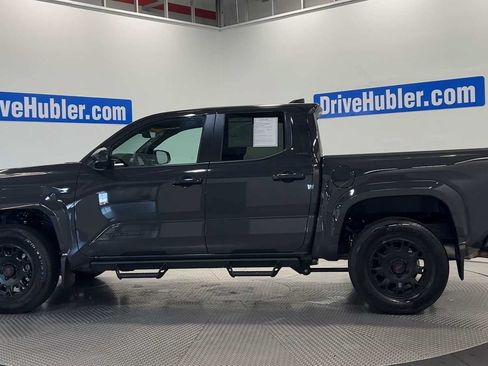 Used 2025 Toyota Tacoma SR5 AWD/4WD image 6