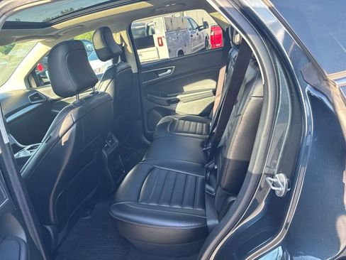 Used 2023 Ford Edge SEL w/ Convenience Package AWD/4WD image 10