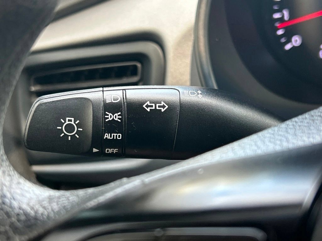 Used 2020 Kia Rio S FWD image 27