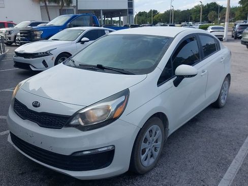 Used 2017 Kia Rio LX FWD image 4