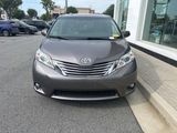 Used 2016 Toyota Sienna XLE image 3