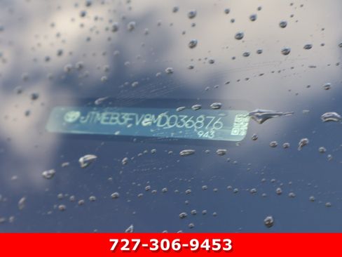 Used 2021 Toyota RAV4 XSE w/ Weather Package AWD/4WD image 10