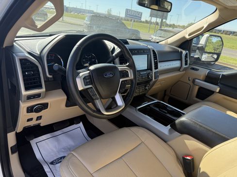 Used 2020 Ford F250 Lariat w/ Lariat Ultimate Package AWD/4WD image 6