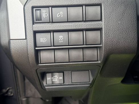 Used 2024 Toyota Tacoma SR5 AWD/4WD image 24
