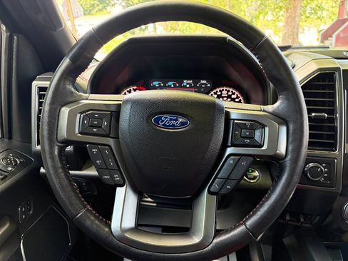 Used 2020 Ford F150 Lariat w/ Equipment Group 502A Luxury AWD/4WD image 19