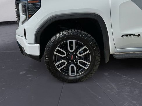 Used 2026 GMC Sierra 1500 AT4 w/ AT4 Premium Package AWD/4WD image 11