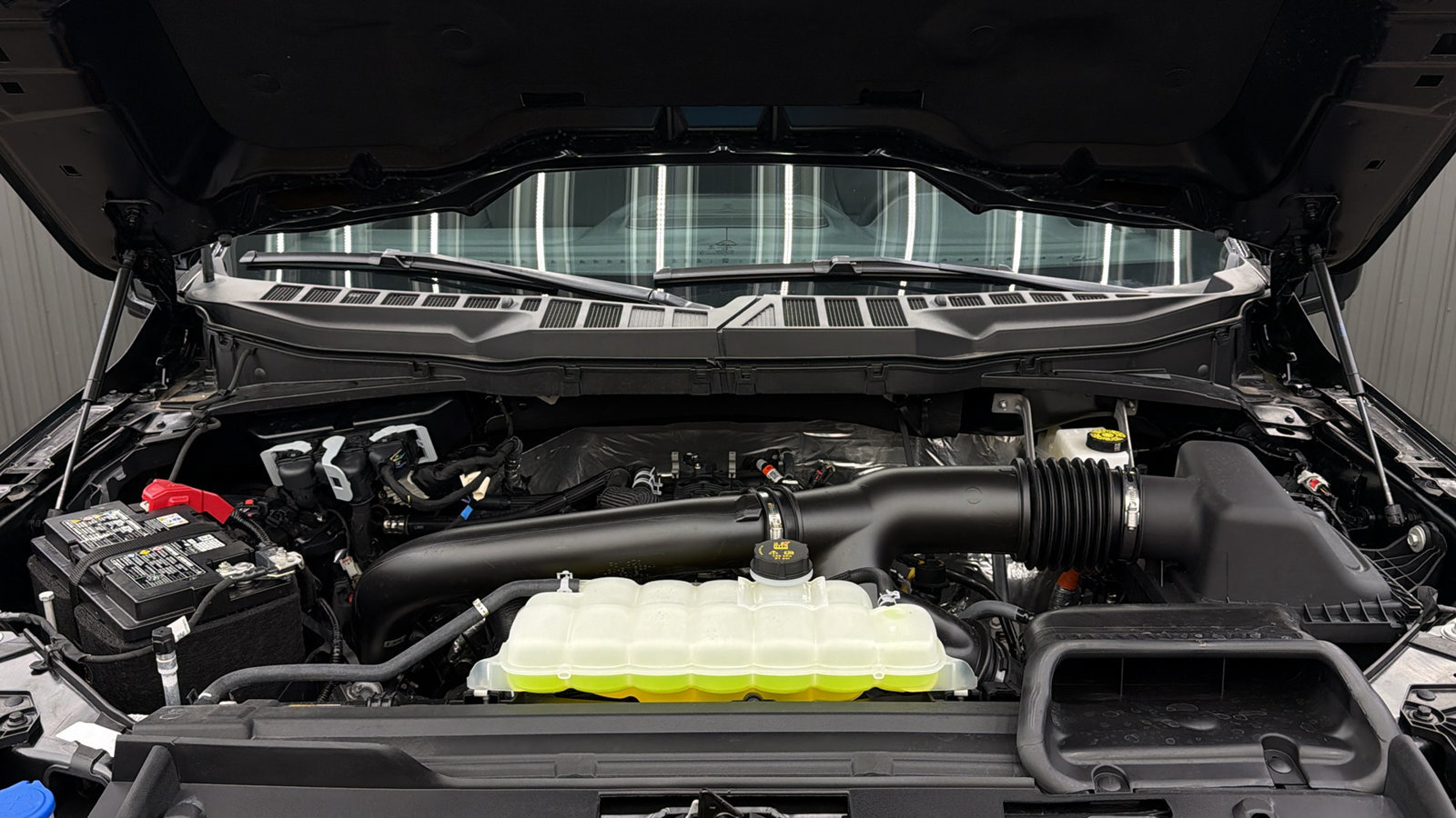 Used 2026 Ford F150 Lariat AWD/4WD image 19