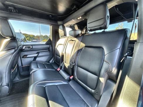 Used 2024 Ford Bronco Badlands image 23