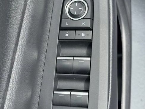 Certified 2024 Toyota Prius Prime FWD image 23