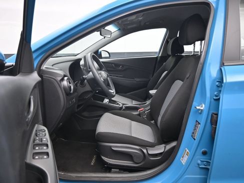 Used 2023 Hyundai Kona SE FWD image 21