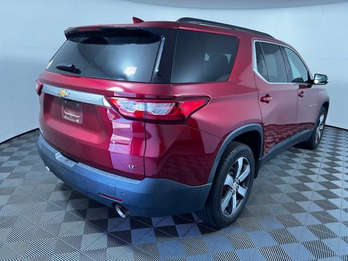 Used 2019 Chevrolet Traverse LT w/ LT Premium Package FWD image 5