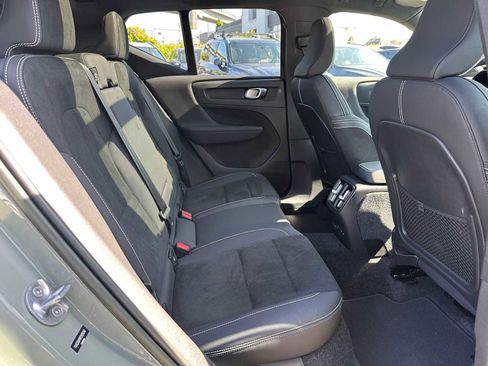 Certified 2023 Volvo XC40 Recharge Ultimate AWD/4WD image 13