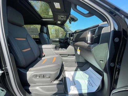 New 2026 GMC Sierra 2500 AT4 w/ AT4 Premium Plus Package image 24