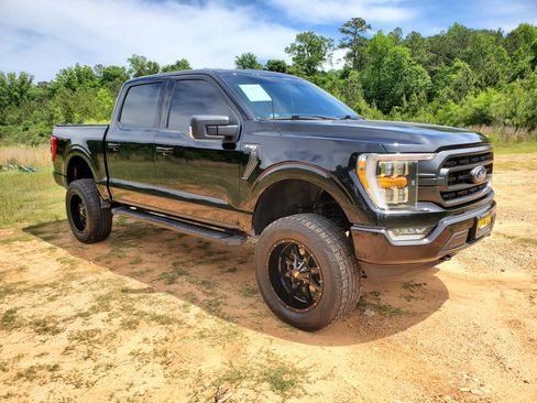Used 2021 Ford F150 XLT w/ Equipment Group 302A High AWD/4WD image 19