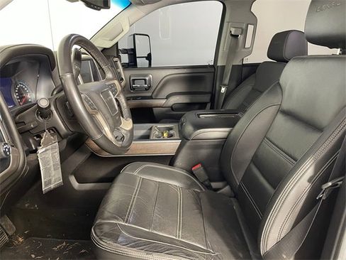 Used 2017 GMC Sierra 3500 Denali w/ Duramax Plus Package image 2