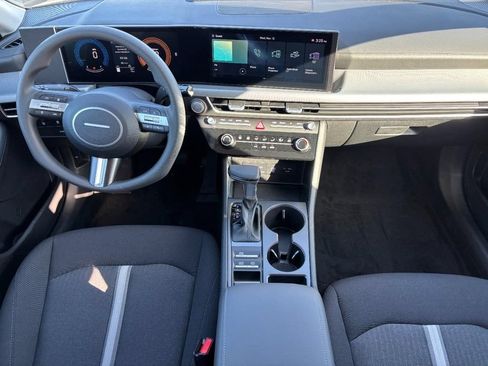 Used 2026 Hyundai Sonata SE FWD image 6