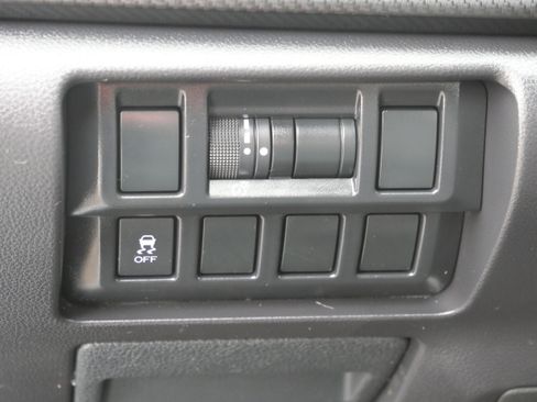 Used 2020 Subaru Impreza Premium image 21