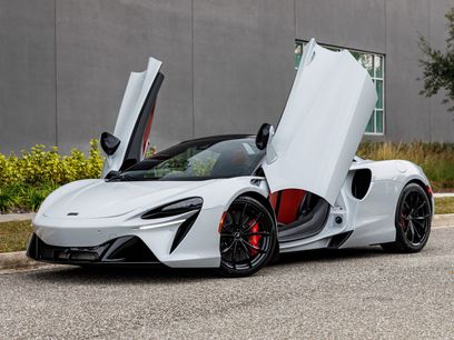 Used 2025 McLaren Artura Spider