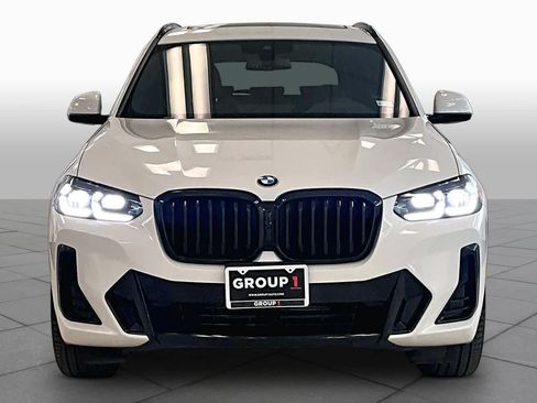 Used 2024 BMW X3 sDrive30i w/ Premium Package w/ZPA RWD image 3