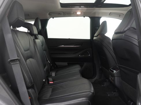 Used 2024 INFINITI QX60 Sensory image 12