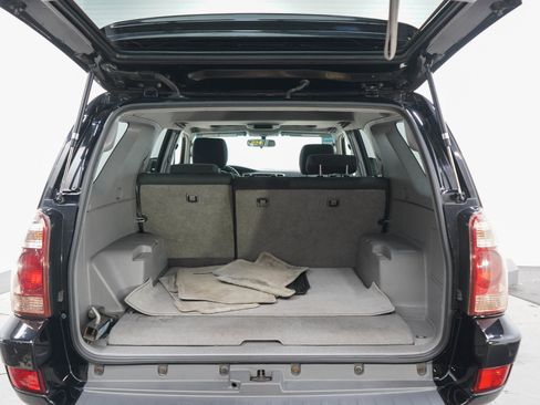 Used 2005 Toyota 4Runner Sport AWD/4WD image 16